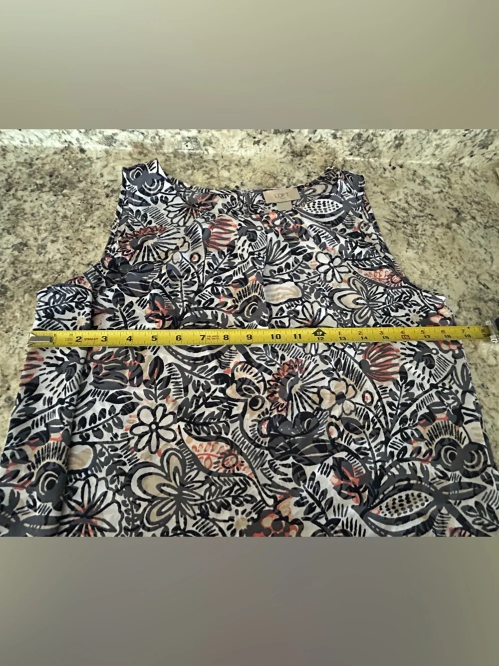 Loft Floral Paisley Sleeveless Blouse Tank Black Pink Gray White Size S - Picture 8 of 9